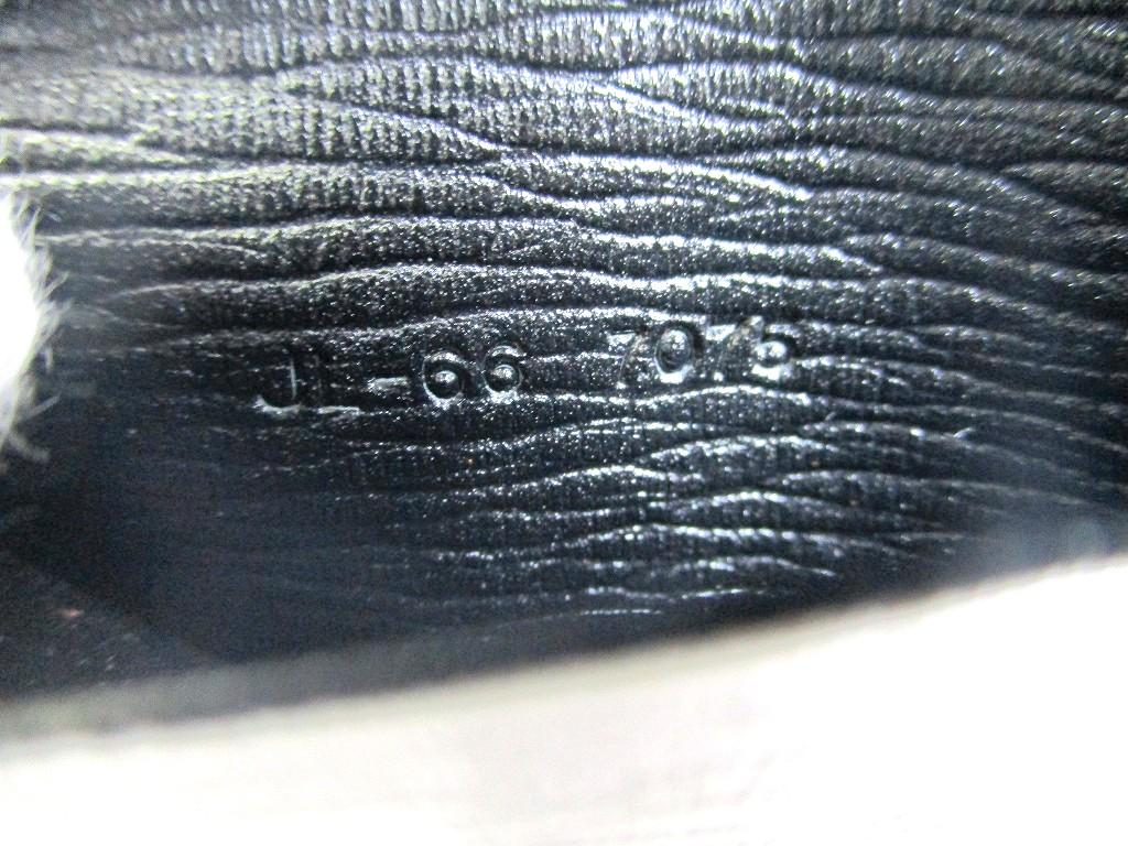 Authentic Salvatore Ferragamo Black Leather Silver H/W 6Pics Key Case #a704 Refurbished