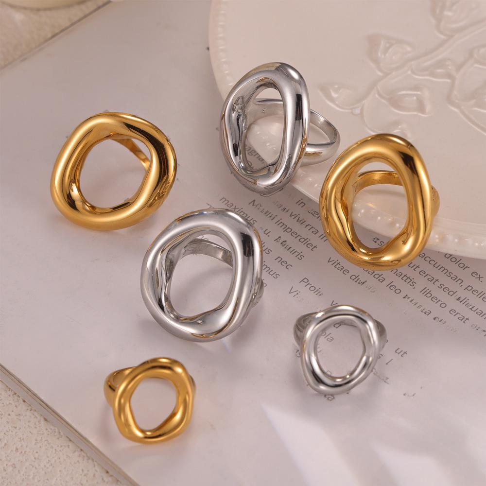 Hong Kong Cool Minimalist Geometric Oval Hollow Titanium Ring