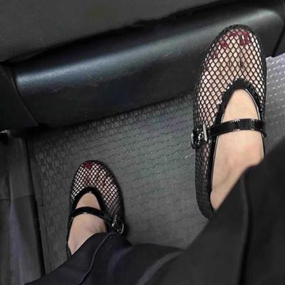 Дизайн ниши с круглой головкой, сетка для рыбы, полые балетки, женские 2025 лето, новая модная обувь на плоской подошве с ремешком и пряжкой, одинарная обувь
