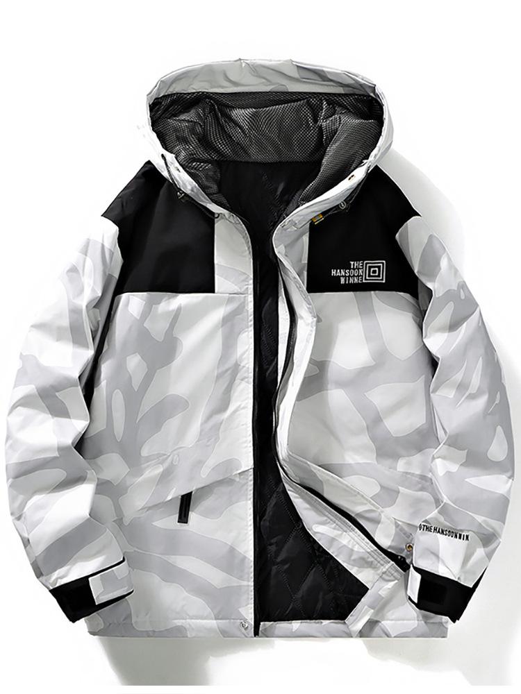 Осенне-зимняя ветрозащитная и водонепроницаемая хлопковая одежда. Модная брендовая куртка с капюшоном и контрастной цветной строчкой на хлопковой подкладке.