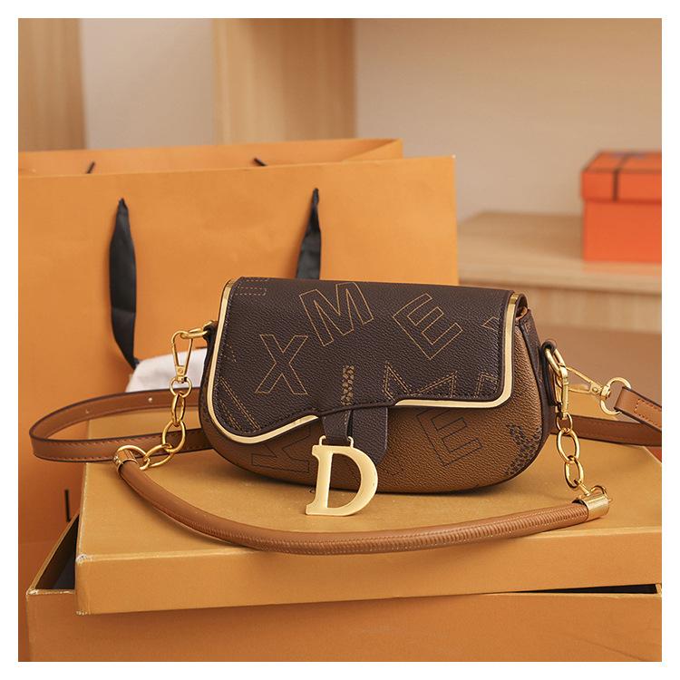 Роскошная дизайнерская сумка Сумки через плечо для женщин Сумка через плечо Повседневная универсальная квадратная сумка Сумка-подушка