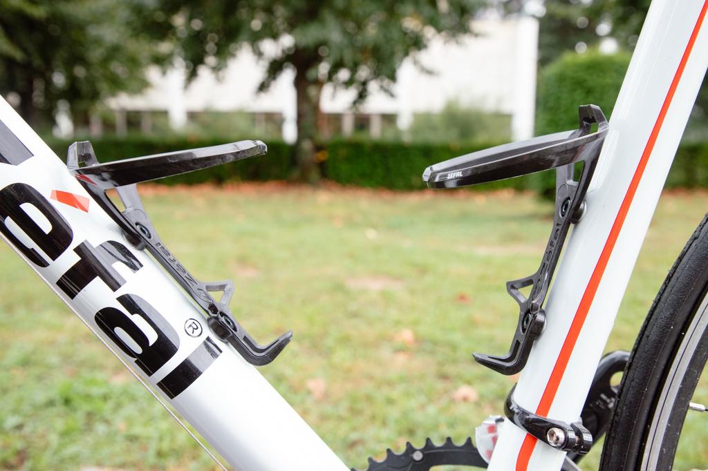 Zefal PULSE L2 Carbon Bicycle Bottle 1770 Cage, Black, 18g,