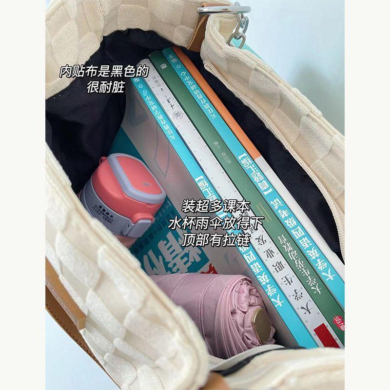 Большая сумка женская новая высококлассная нишевая универсальная классическая сумка для поездок на работу портативная сумка-тоут женская сумка через плечо