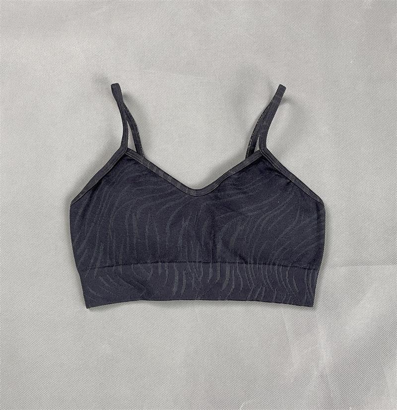 «Новый бесшовный европейский и американский фитнес-комплект: Топ с коротким рукавом, штаны для йоги, спортивный бюстгальтер для женщин.