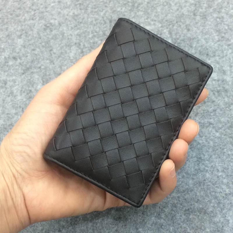 В наличии: 2019 Летний Унисекс Плетеный Держатель для ID и Визитных Карт из Ягнячьей Кожи с Отделением для Монет - Большая Вместимость, Однотонный.