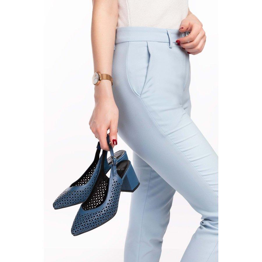 Женские стильные босоножки из натуральной кожи на среднем каблуке