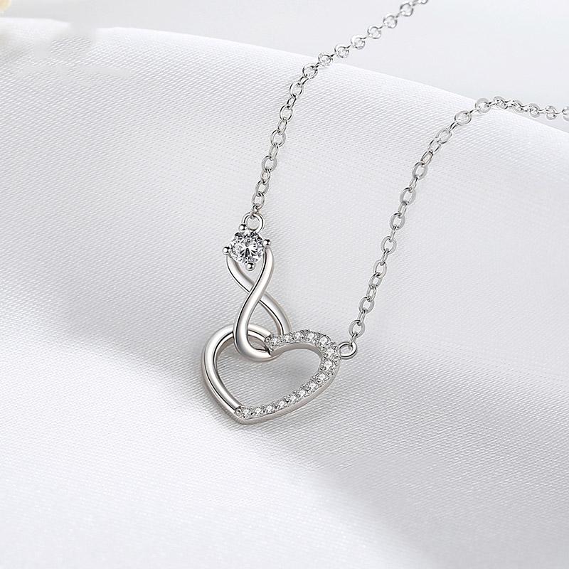 Spring And Summer New Style Pendant Necklace Ladies Heart -Shaped Elegant Sexy Clavicle Chain Jewelry
