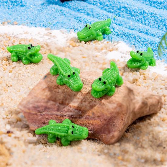 60Pcs Miniature Crocodile Figurine Mini Animal Resin Statue Ornament Educational Toy Dollhouse Fairy Garden Landscape Aquarium Decoration