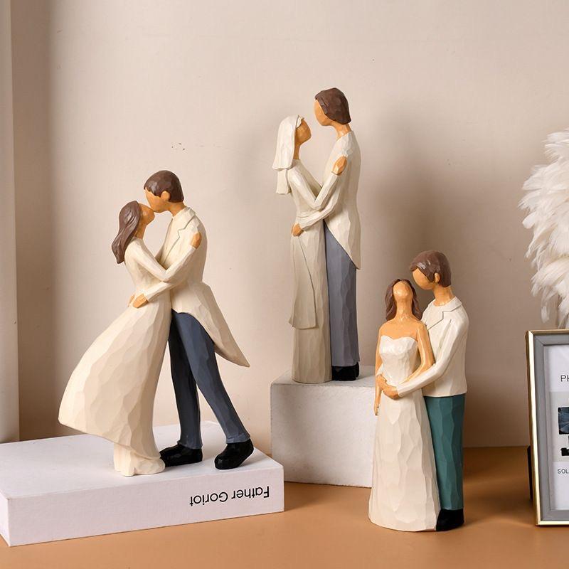 Handmade Resin Couple Figurine Decoration Home Decor Wedding Ornament Valentine Gift