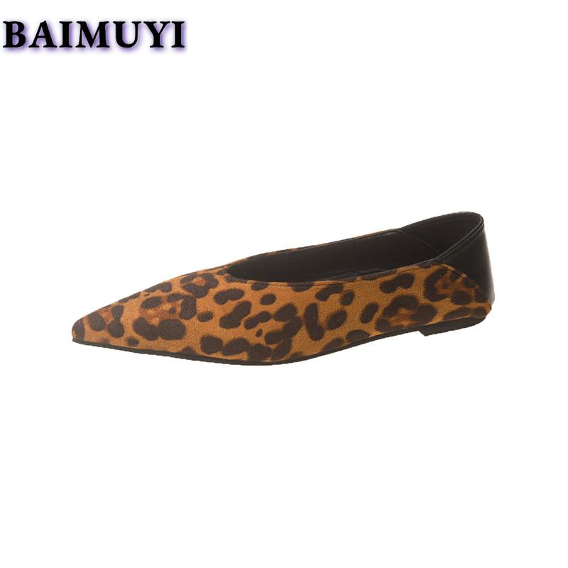 Остроносые женские туфли на плоской подошве с леопардовым принтом, модные туфли 2025 года, модные сексуальные тапочки из замши для вечеринок, женские туфли из замши