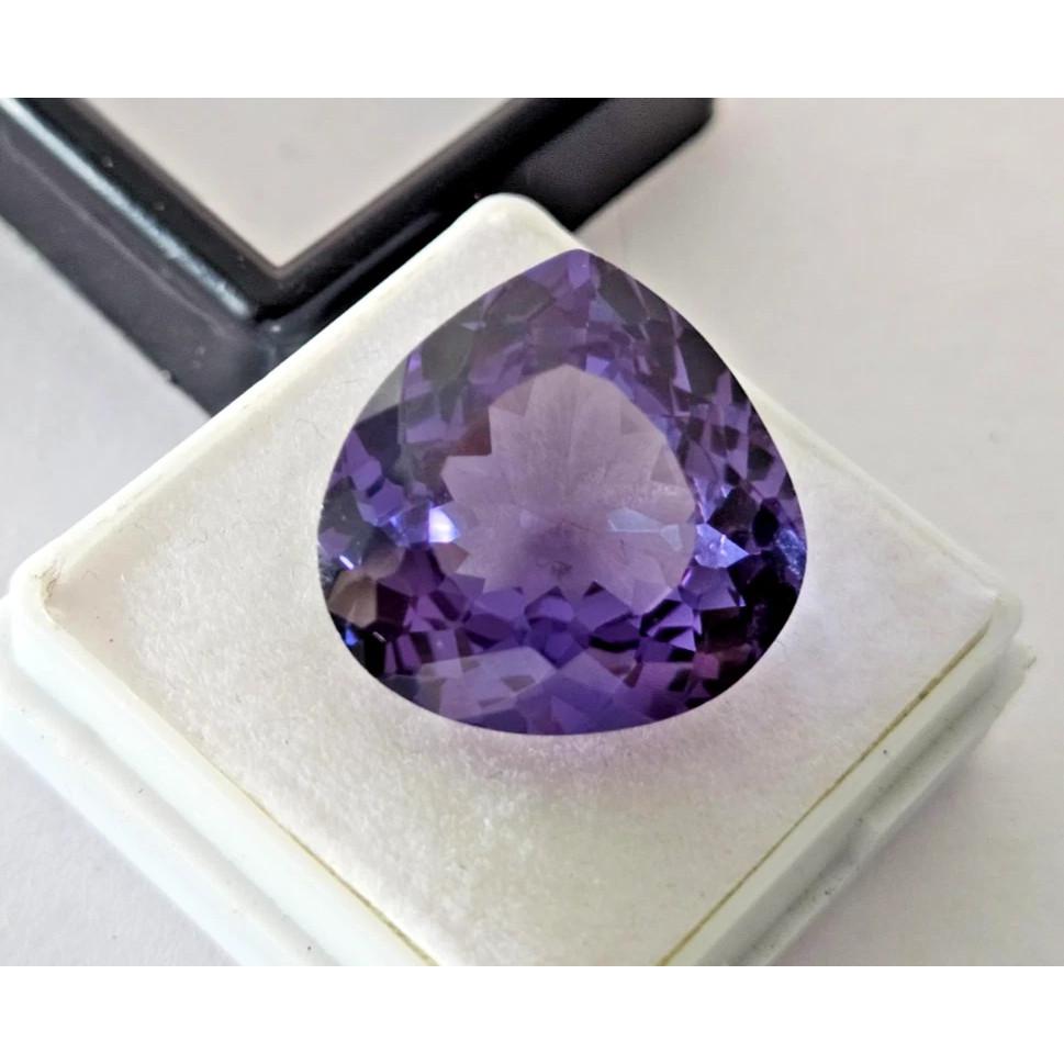 Fabulous Color Change Alexandrite 20-21 Ct Pear Cut Certified Loose Gemstone