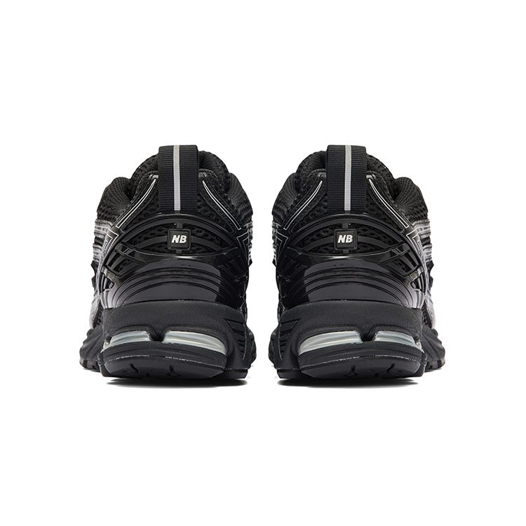 New Balance 1906R Черно-серые кроссовки унисекс M1906RCH
