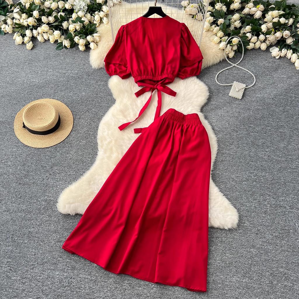 French Style Set with Women's Design Sense, Tie Up Waist, V-neck, Bubble Sleeve Shirt, High Waist, Big Swing Skirt, Two-piece Skirt Set