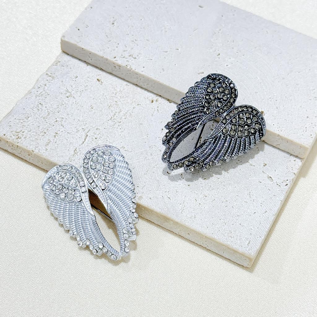 Dark Wings Brooch Personalized Suit Accessories Men's Fashion Premium Sense Diamond Pin Brooch Accessories