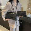 New Spring New Fashion Street Shot Light Luxury Crocodile Pattern Hourglass Bag Single Shoulder Oblique Span Women's Bag