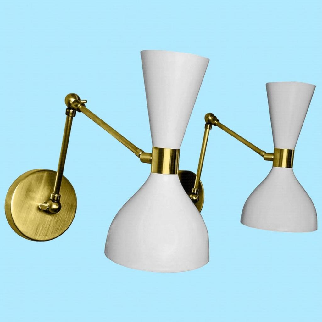 Настенный светильник середины 1950-х годов в итальянском стиле «модерн» в стиле «стилиново» Diablo Scones (Один)