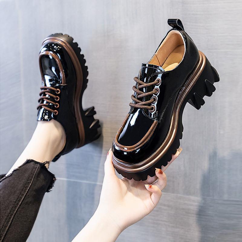 Новые модели 2025 года подходят для полных и широких ног, маленькие кожаные туфли для женщин, лакированные туфли на толстой подошве и толстом каблуке в британском стиле