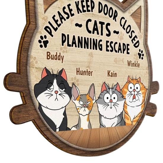 Знак "Кот планирует побег Пожалуйста, держите дверь закрытой" Деревянный знак Подвеска на дверь Приветственный знак Подарок на новоселье для любителей кошек