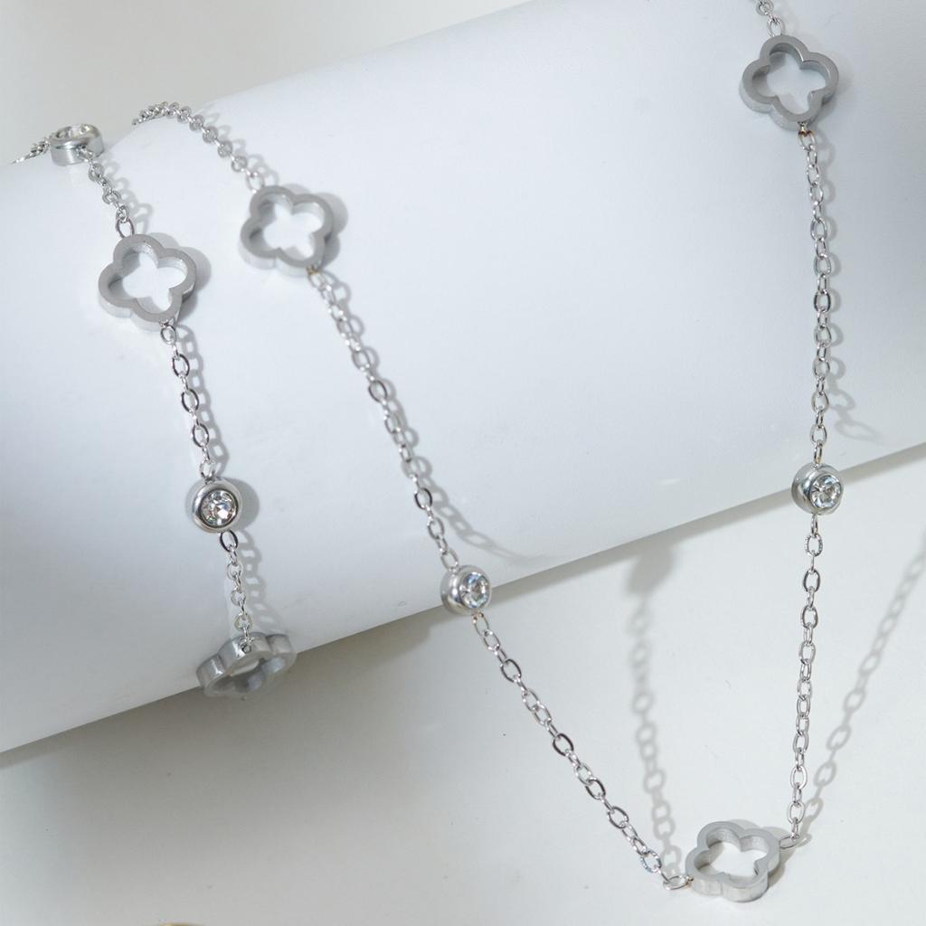 Модный, простой и элегантный набор браслет и колье с клевером. Идеально подходит для повседневной носки и всех случаев. Украшения с клевером