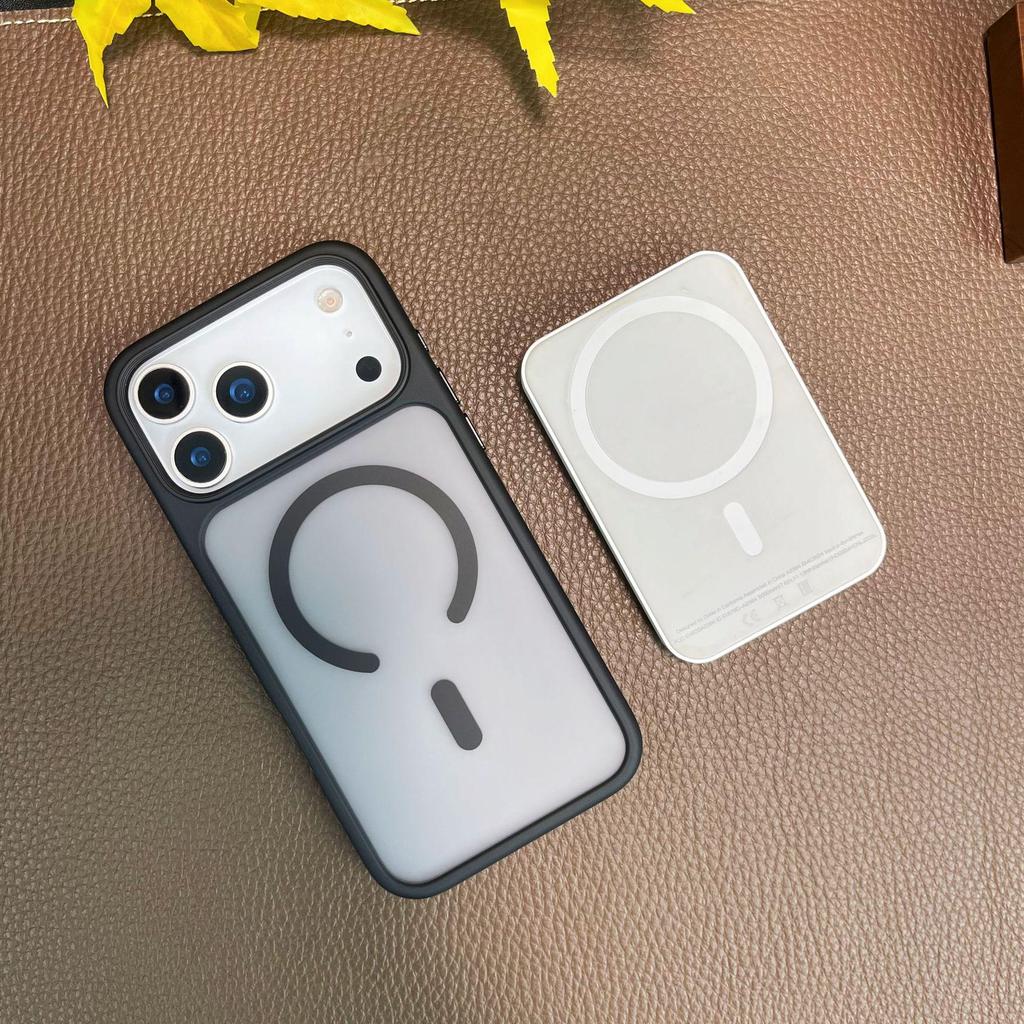 Youdun Классический чехол с матовой поверхностью, приятный на ощупь, с магнитным креплением и мягкими краями для защиты iPhone 17 Pro Max