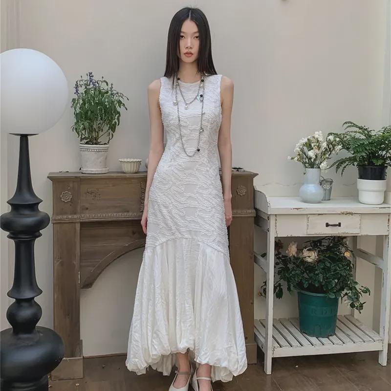 Женская белая юбка Flower Bud, облегающая талию: Стройное и стильное длинное платье с подтяжками на лето 2024 года