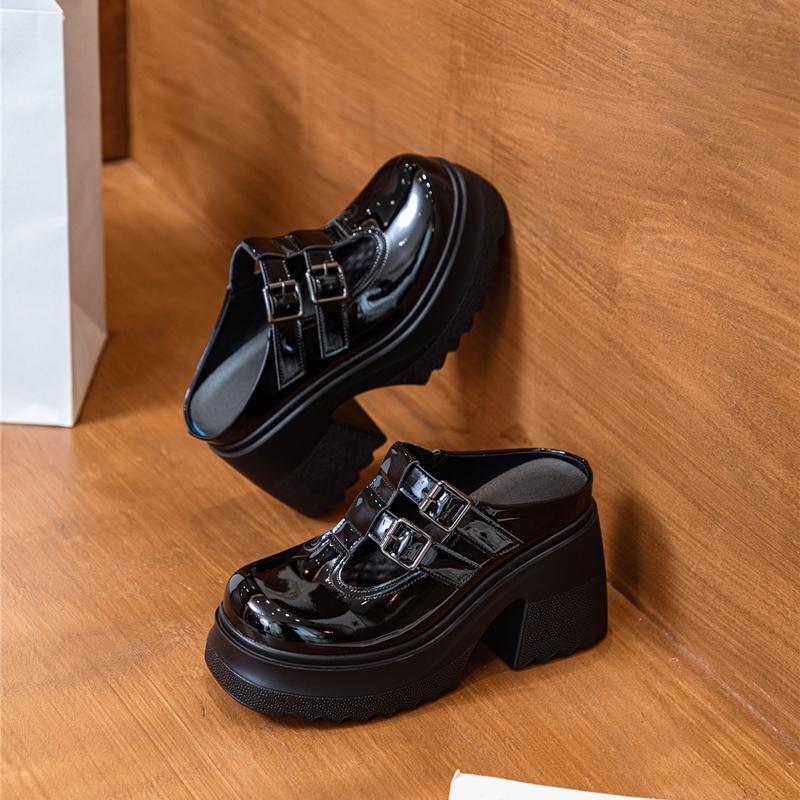 Стильные женские тапочки с закрытым носком 10 см на толстой подошве летние женские сандалии из лакированной кожи женские туфли