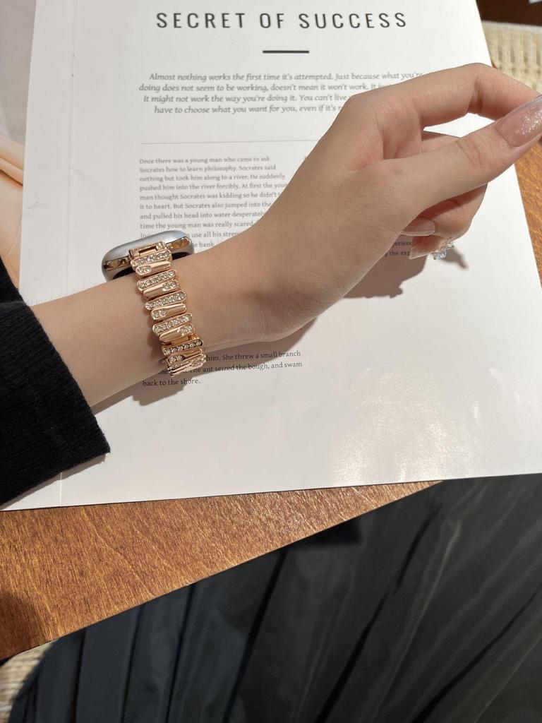 Элегантный металлический ремешок со стразами для Xiaomi Smart Band 9/8 и NFC - Высококачественный женский браслет.