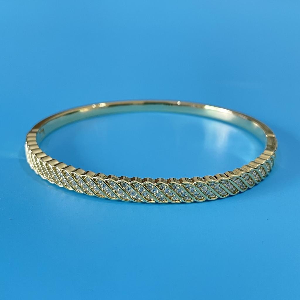 Twist Twisted Rope Starry Design Sparkling Simple Light Luxury High-end Bracelet Bracelet