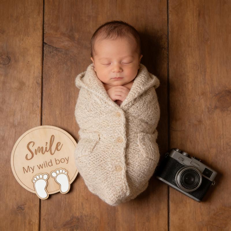 Personalized Wooden Baby Monthly Milestone Cards 10Pcs Set Newborn Photo Props Boys Girls Growth Tracker Nursery Gift Keepsake
