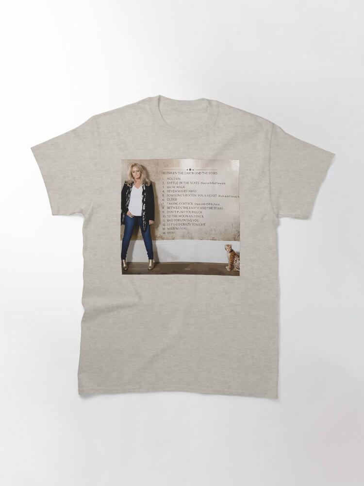 Bonnie Raitt Album between the earth and the stars Classic T-Shirt