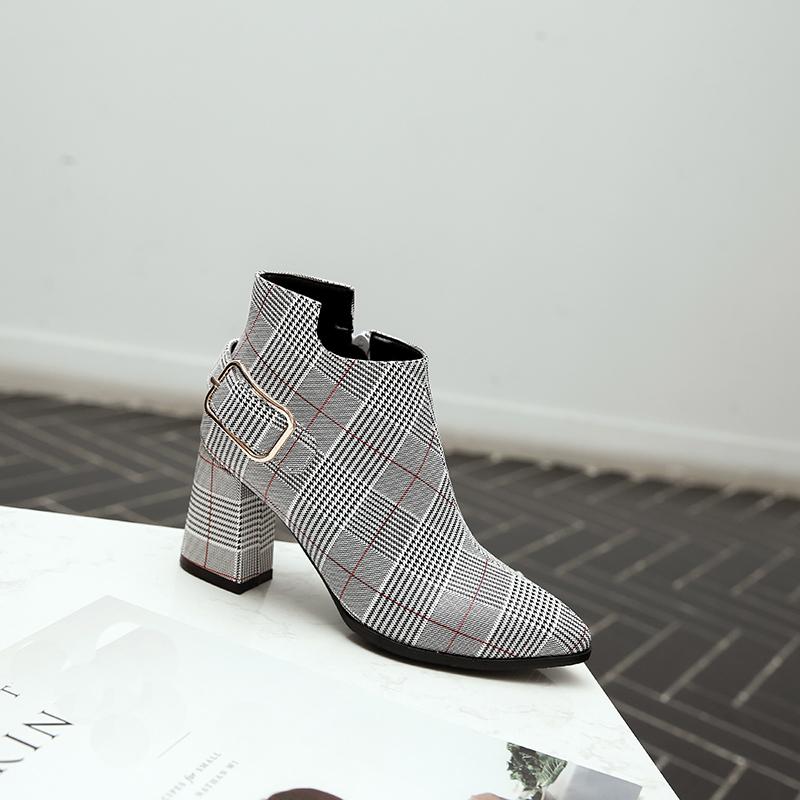 Women's High Heel Short Boots Autumn and Winter New Pointed Thick Heel Large Women's Shoes