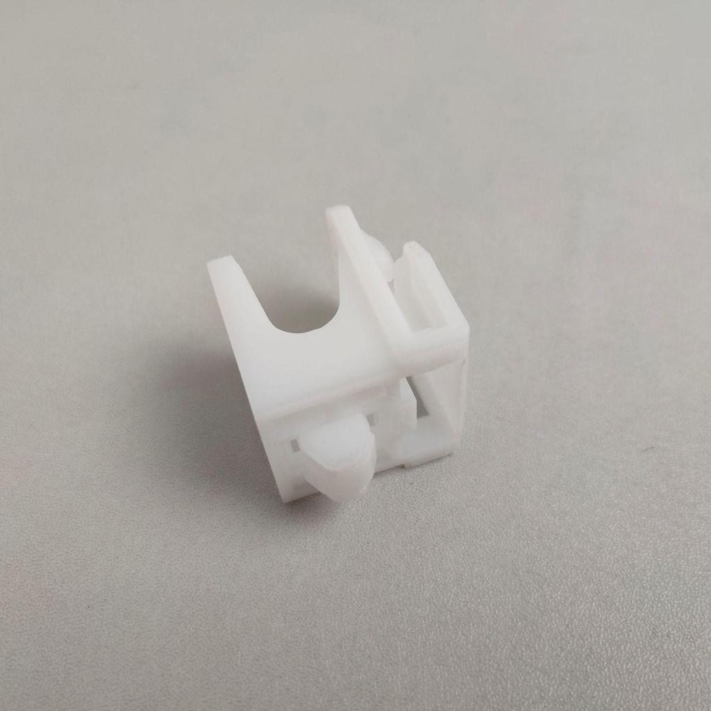 Боковой щиток бампера клипса для Mercedes W212 C217 (Часть 0019910071)