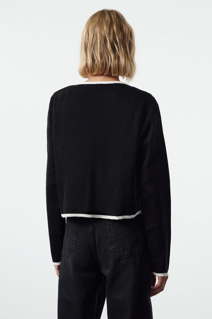 Женский элегантный кардиган с черной лентой и бантом, укороченная куртка с детальным рисунком, трикотажный кардиган