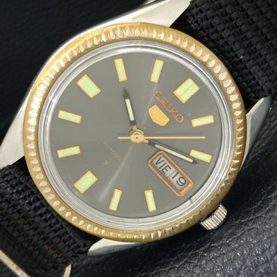 Б/У винтажные мужские часы SEIKO 5 AUTOMATIC JAPAN с оригинальным циферблатом с указателем дня и даты a433860-2