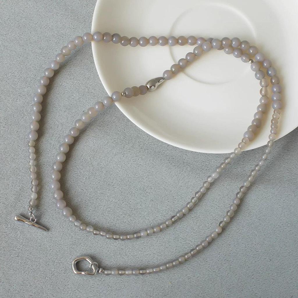 Ожерелье из серого агата в форме капли с покрытием из белого золота - Роскошная бисерная цепочка-свитер