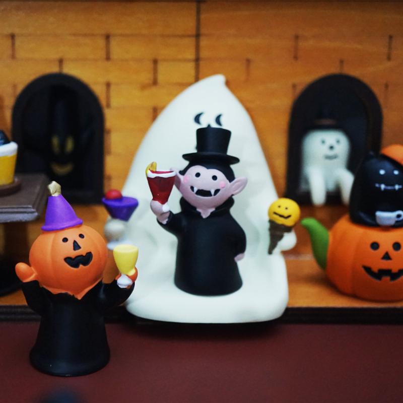 Cute Cat Halloween Concert Miniatures Funny Ghost Figurines Kawaii Shiba Vampire Magic Pumpkin Miniatures DIY Home Decoration