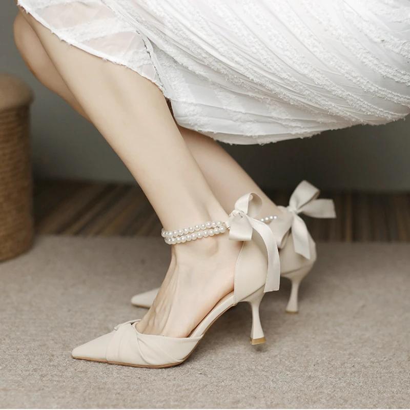 Женские элегантные белые босоножки на высоком каблуке, лето 2024, туфли-лодочки на массивной платформе с жемчужным ремешком на щиколотке, женская роскошная обувь для вечеринок с кружевом и бантиком