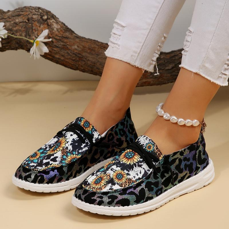 Fashion 2024 Canvas Shoes Woman Light Weight Slip-on Flat Sneakers Ladies Summer Breathable Cloth Loafers Print Shoes