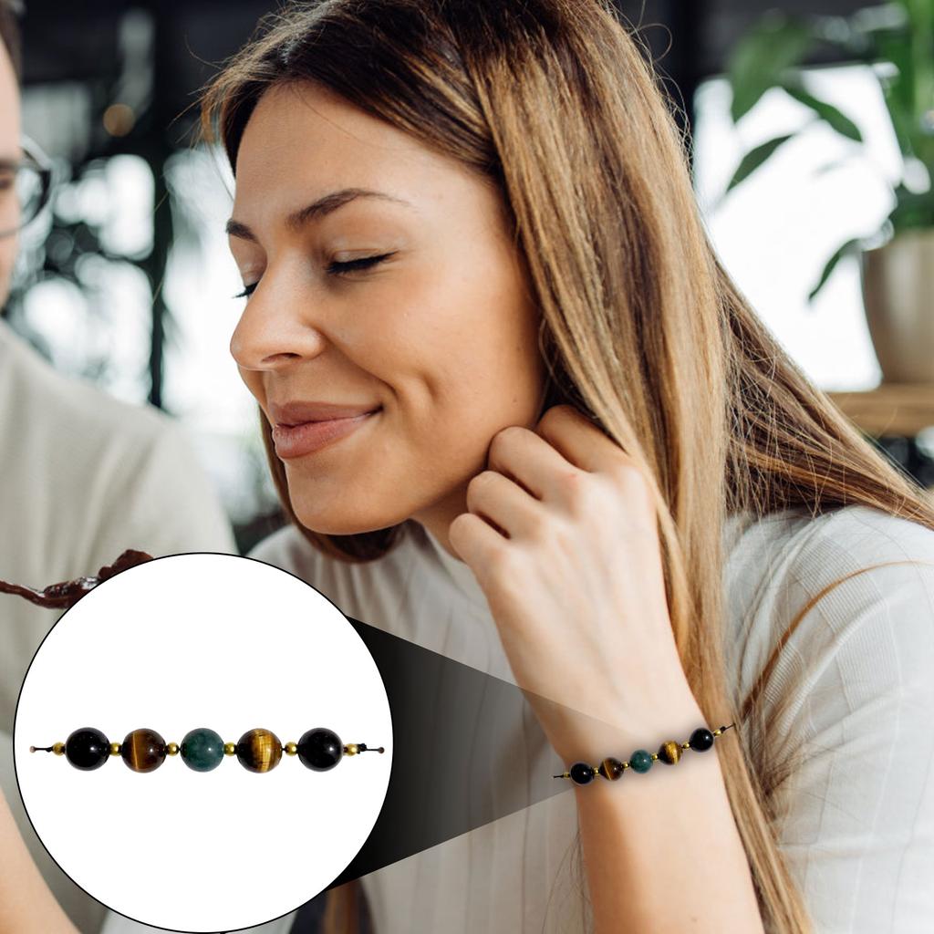 Браслет ручной работы «Смелость и сила»