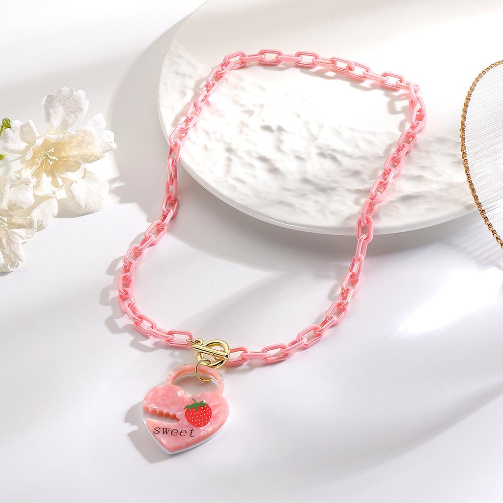 Ожерелье для женщин, маленькое, свежее, смоляное, акриловое, бабочка, ожерелье для женщин, премиум-класса, бабочка Sense Dopamine, не теряет цвет, женское, летнее