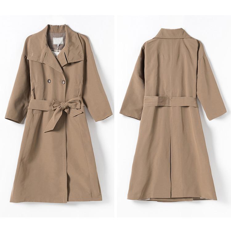 Поднимите свой зимний образ на новый уровень с помощью этого модного и элегантного женского тренча