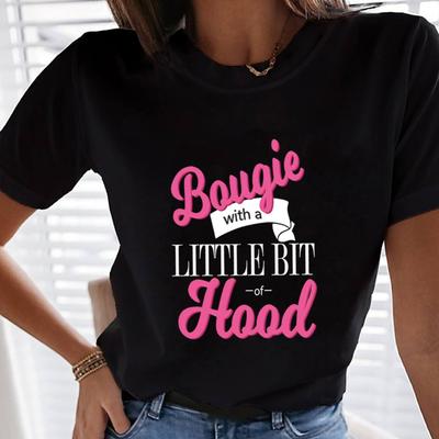 Женская футболка, однотонная и не требующая особого ухода, для поездок на выходные и встреч