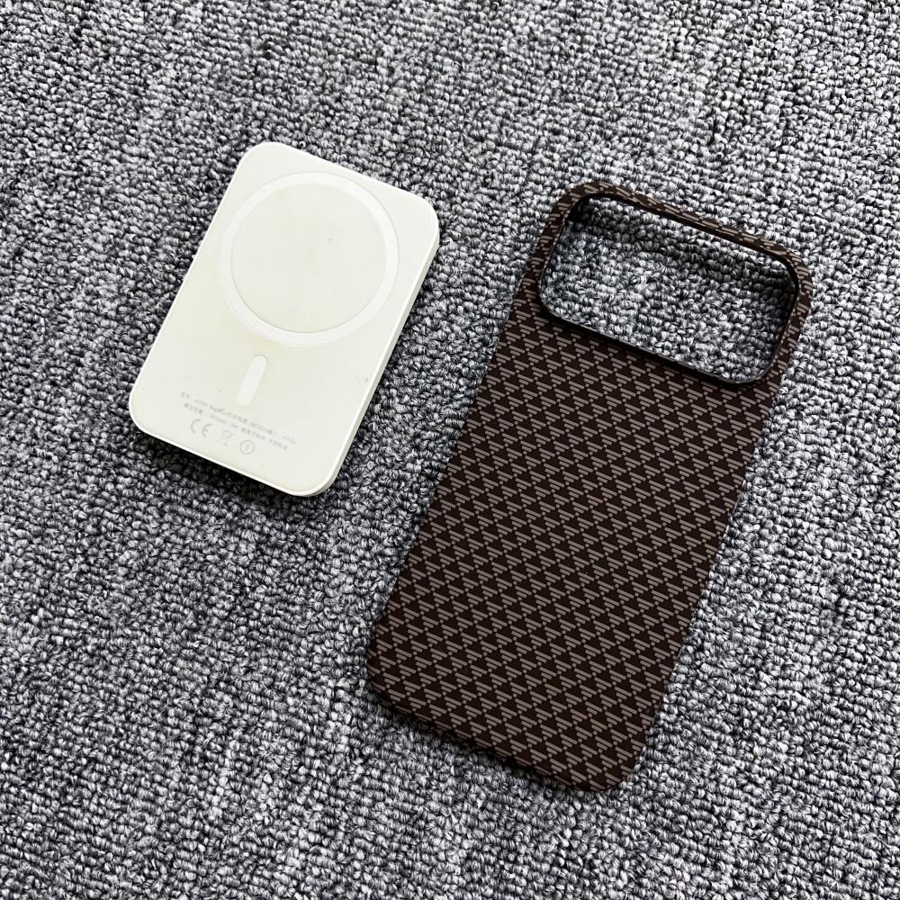 Ультратонкий прочный магнитный чехол из углеродного волокна для For Iphone 17 Air 16 15 14 13 12 Pro Max Plus Безрамочный тонкий для Magsafe ПК-чехол