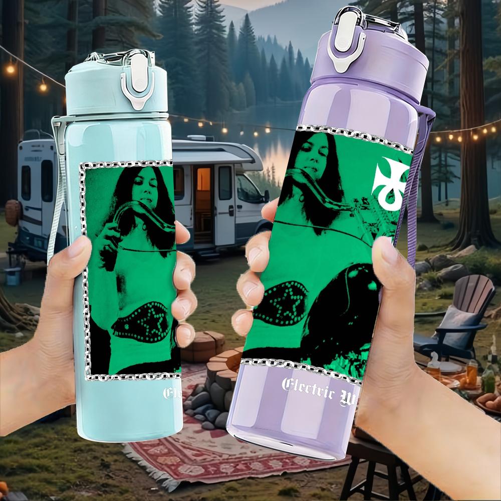 1PC Green Alien Square Minimalist Graphic Print 750ml Portable Sports Water Bottle Leakproof Gym Outdoor Travel Drink Cup