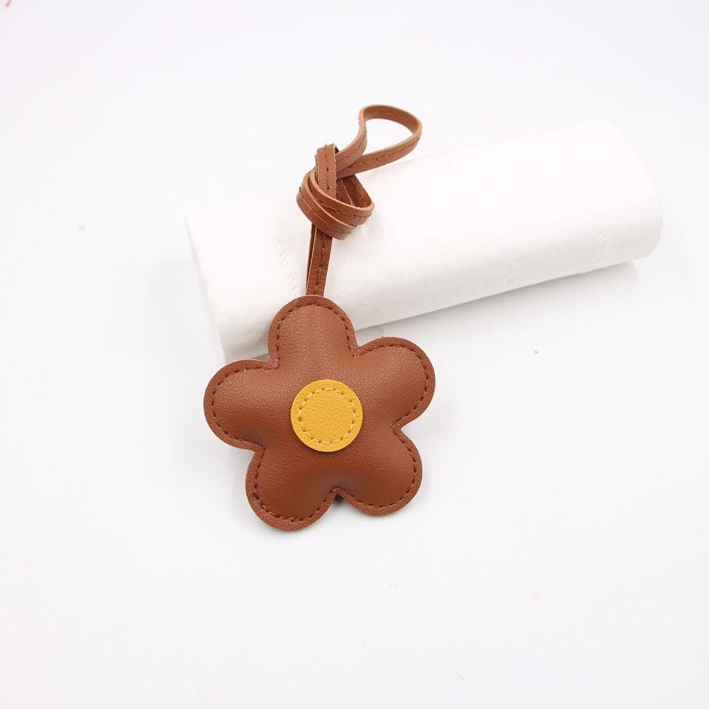 Contrasting Sunflower Bag Pendant PU Leather Bag Pendant Five Petal Flower Keychain Women