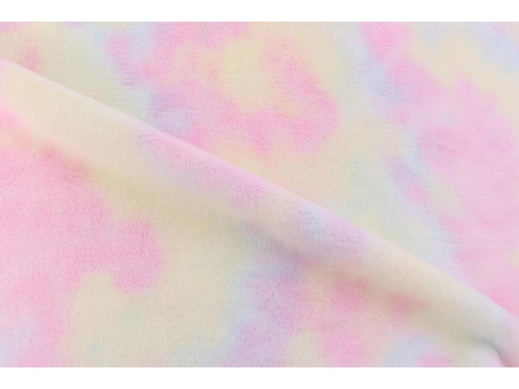 Ткань из бархата с радужным градиентом и имитацией кроличьей шерсти с фантазийными цветами