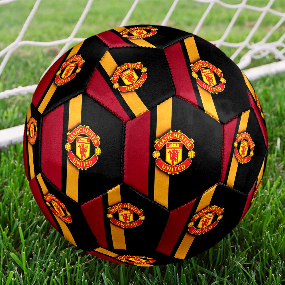 Manchester Crest Soccer Ball Size 5 Football Machine Sewn Indoor/Outdoor Universal Football Sports Enthusiast Gifts