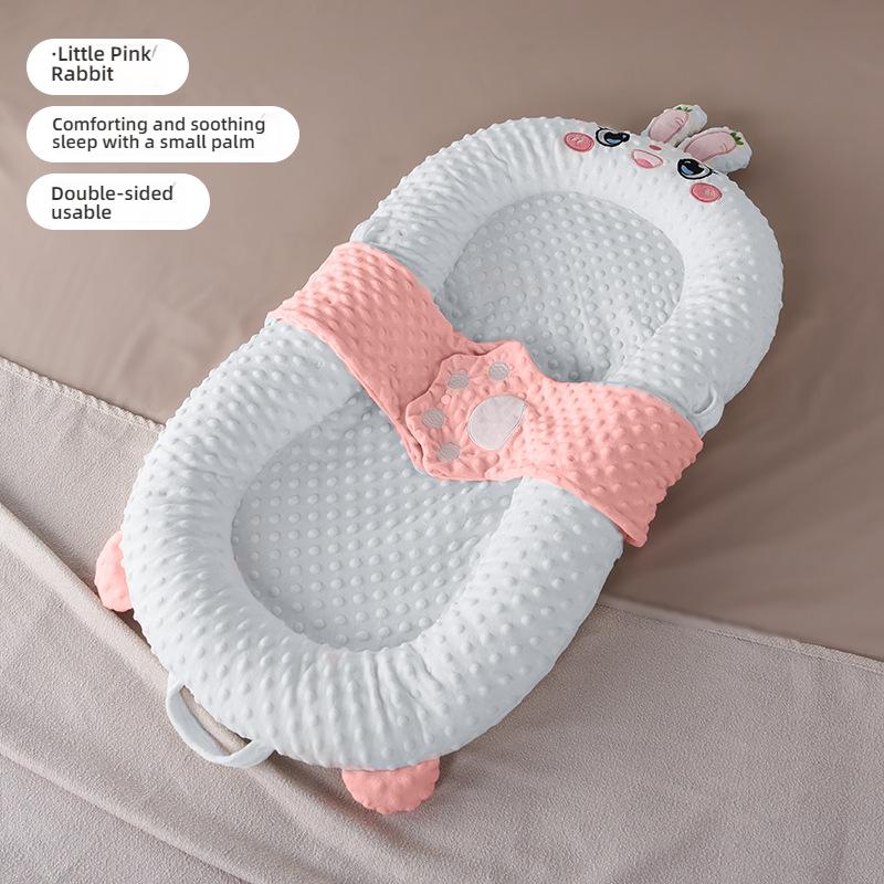 Успокаивающая кроватка для новорожденных с наклонной подушкой и подставкой для ног и стойкой для игрушек для комфортного гнездышка