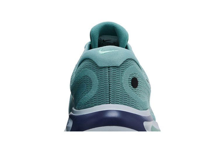 Nike Путешествие Бег Пушка Шлифованный Фиолетовый