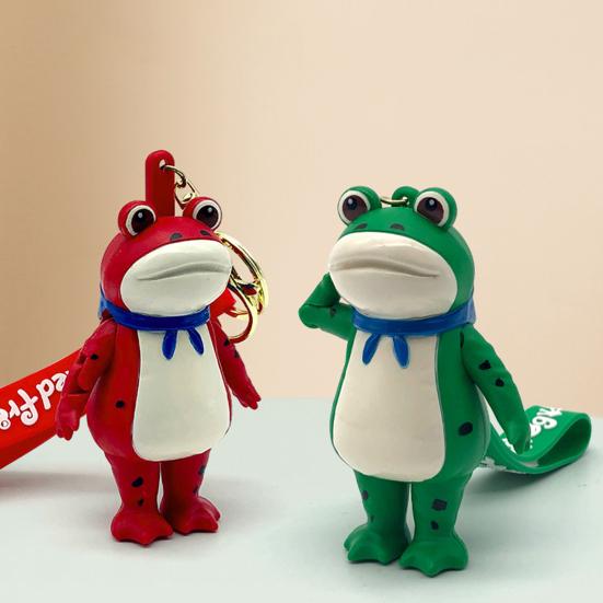 Брелок Лягушка Салютующая Кнопка Звено Руки Реалистичная Текстура Синий Шарф Брелок Лягушка Мини Портативный Карабин-Лобстер Подвеска для Рюкзака